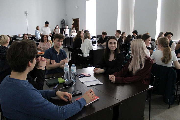 В СПбГУ прошел экономический квиз для школьников