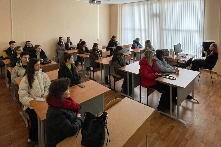 Школьники Выборгского района побывали в лабораториях СПбГУ